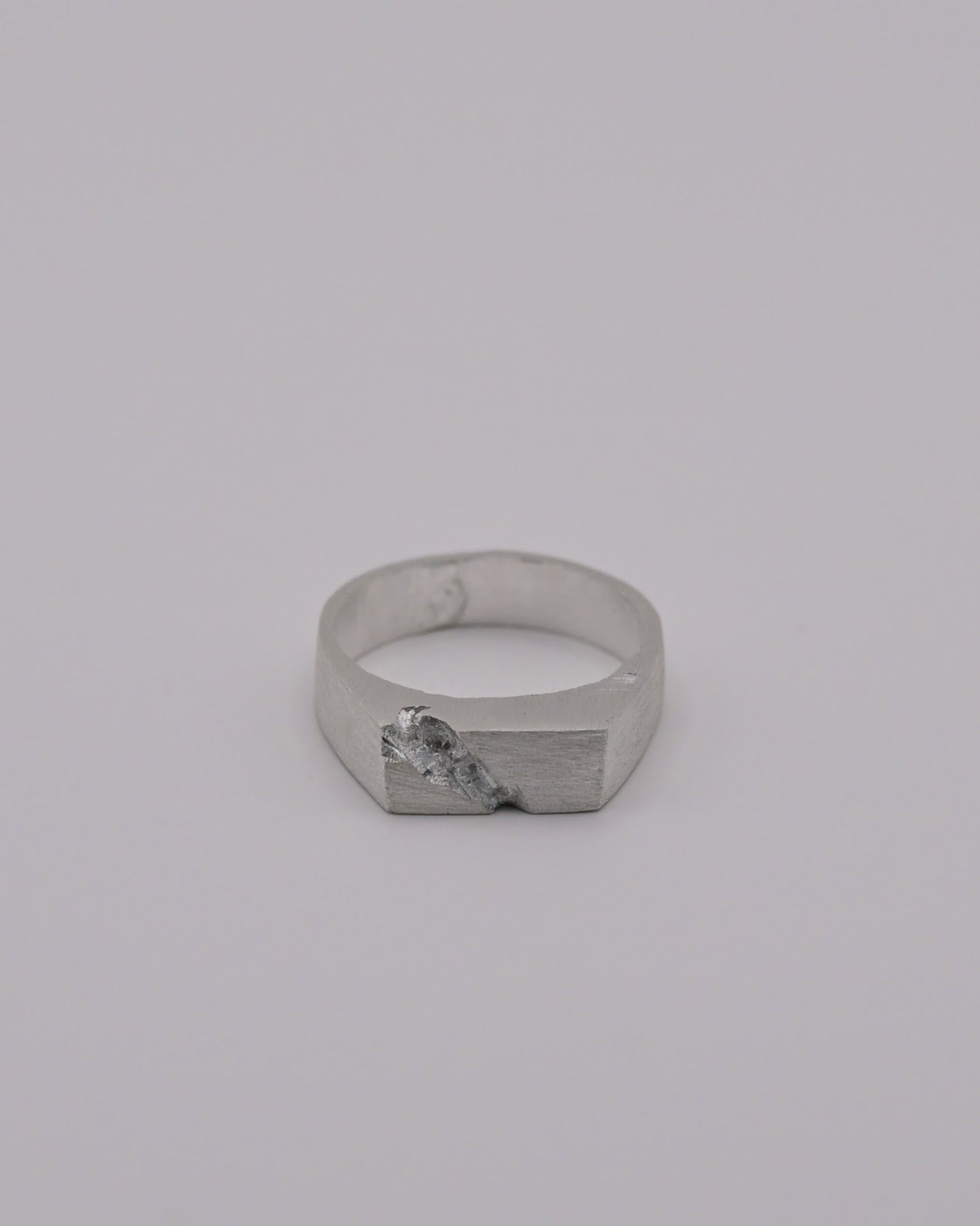 Broken Ring