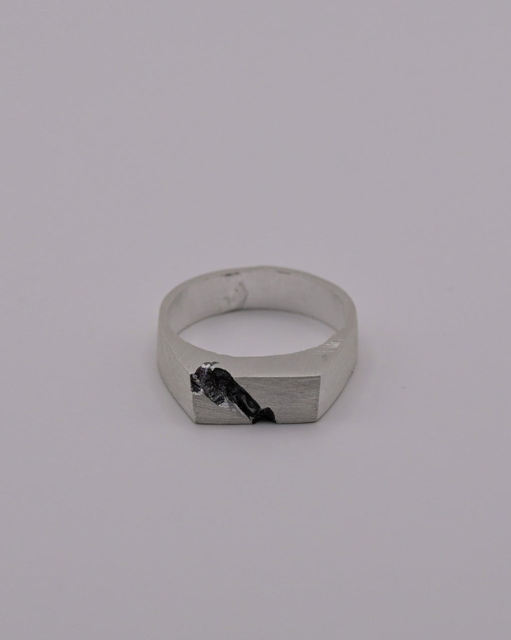 Broken Ring