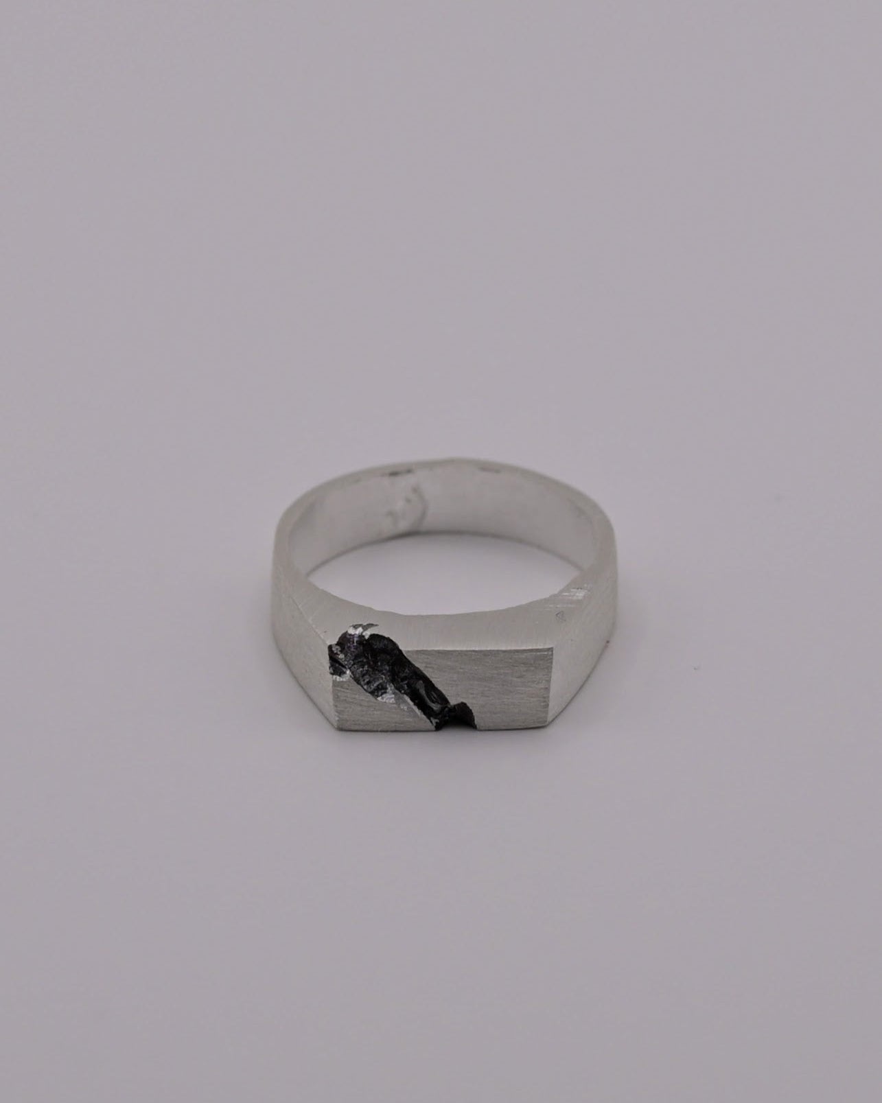 Broken Ring