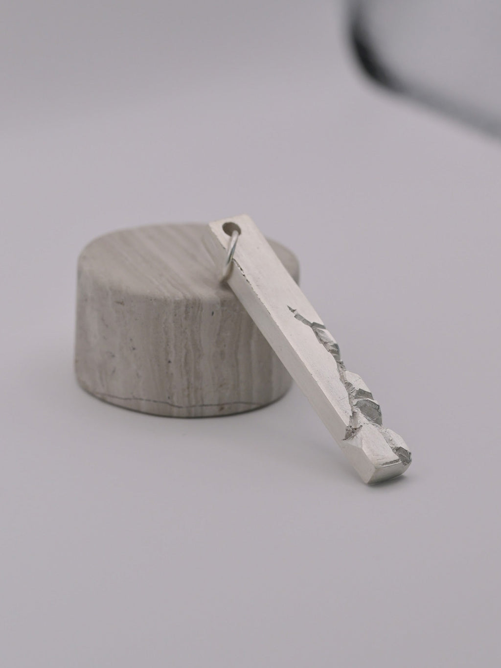 Broken Pendant