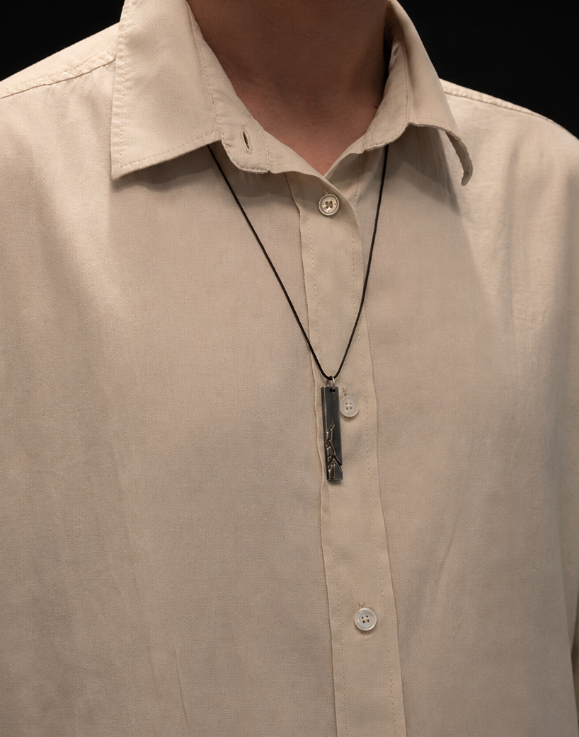 Broken Pendant